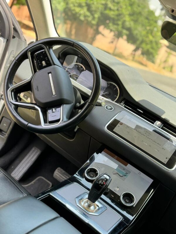 Range Rover Evoque – Image 14