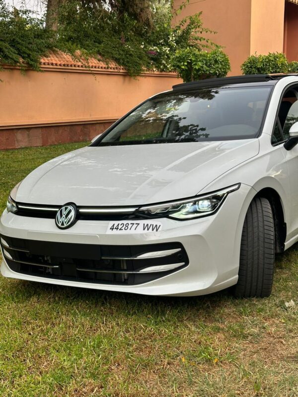 Volkswagen Golf 8 – Image 4