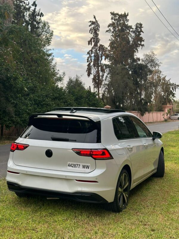 Volkswagen Golf 8 – Image 5