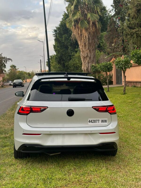 Volkswagen Golf 8 – Image 6