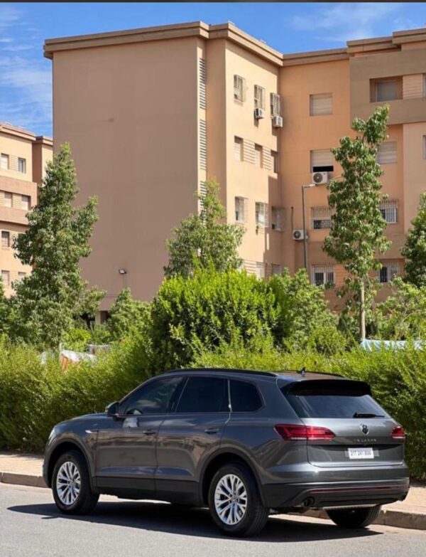 Volkswagen Touareg – Image 3